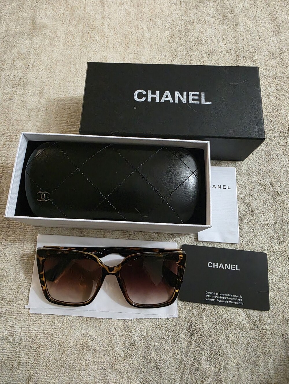 Fashion Tortoiseshell Women's Sunglasses with Brown Gradient Lenses